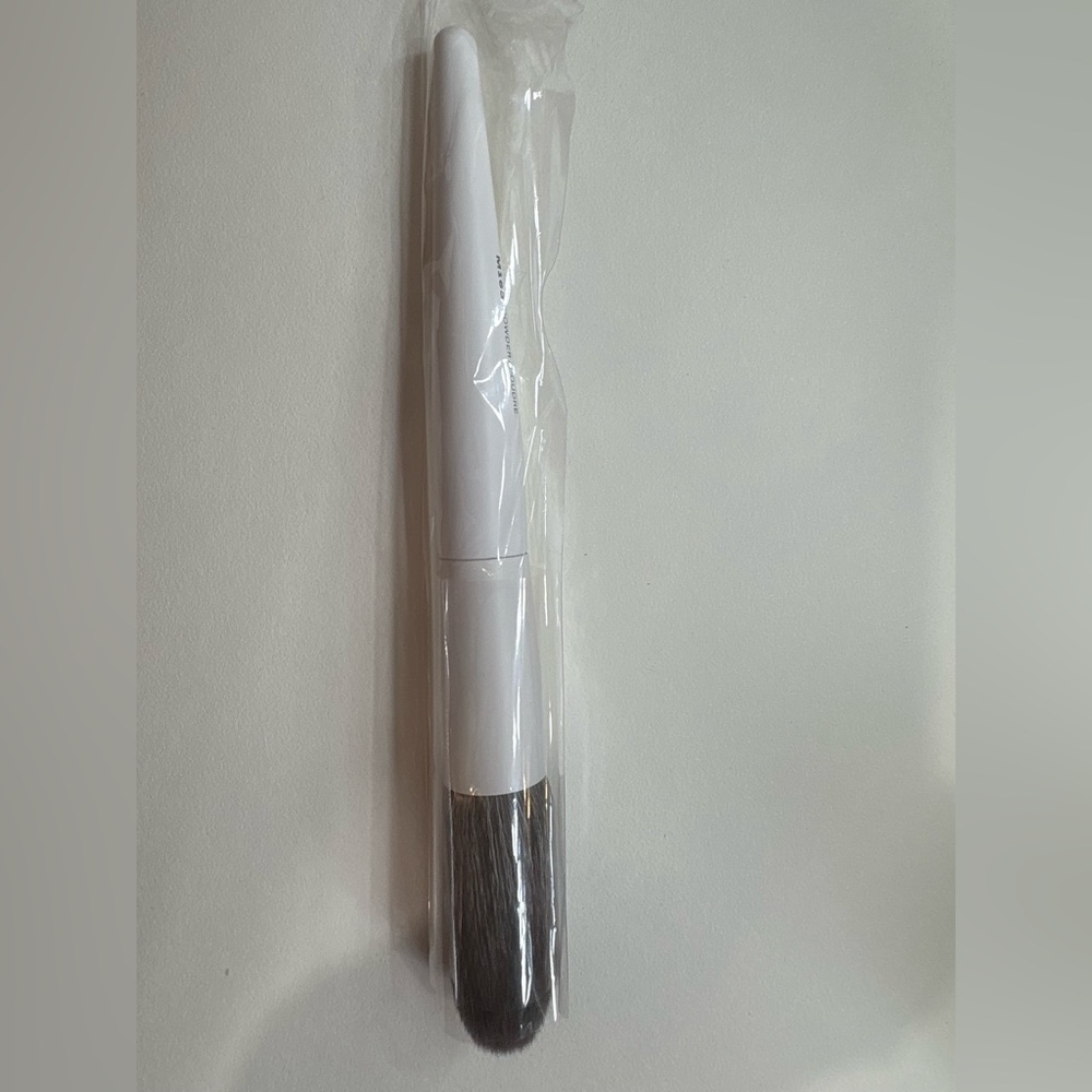 5/$60 Morphe M165 Professional Medium Rounded Powder Brush NEW - Picture 9 of 9